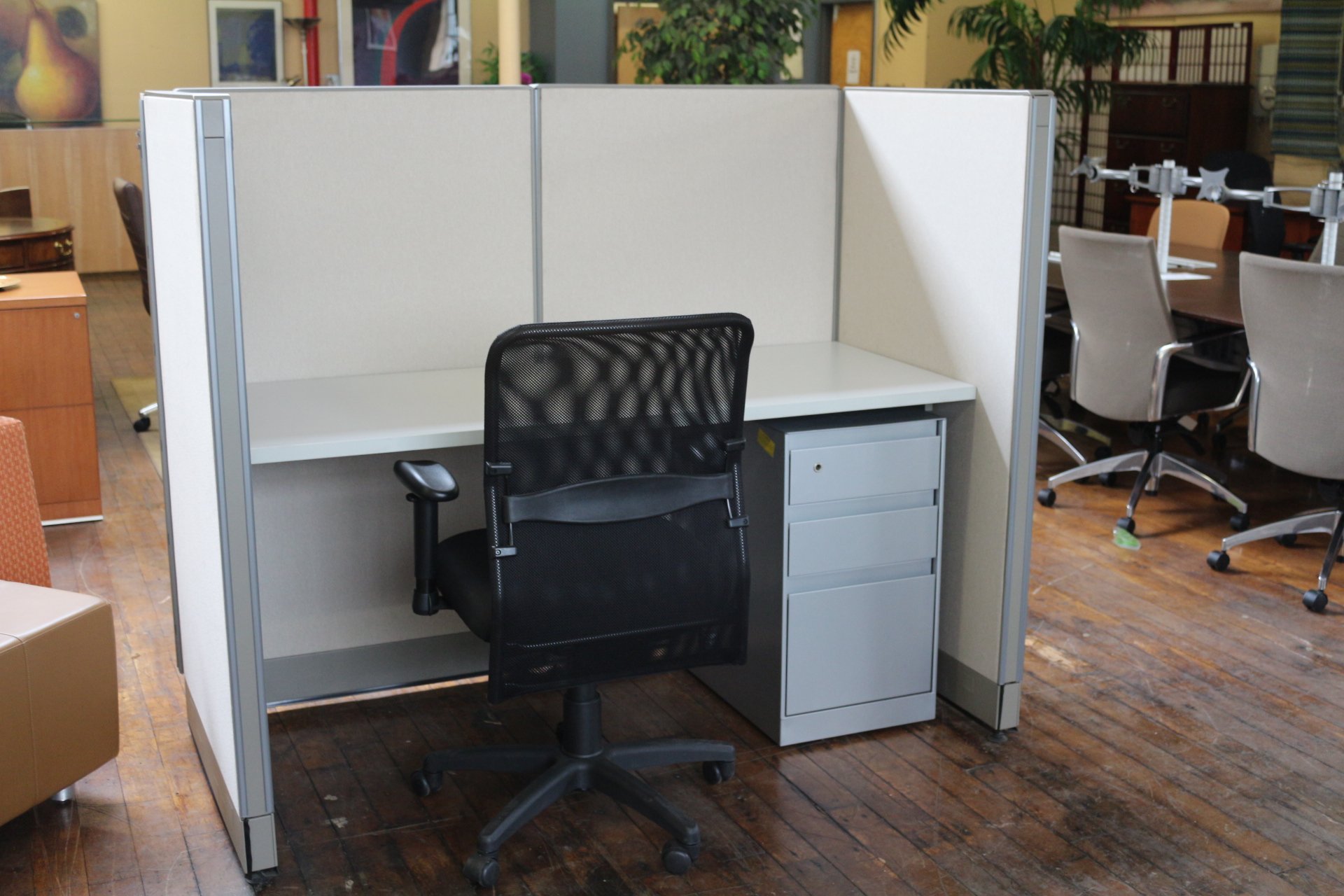Steelcase Call Center Station (Used)