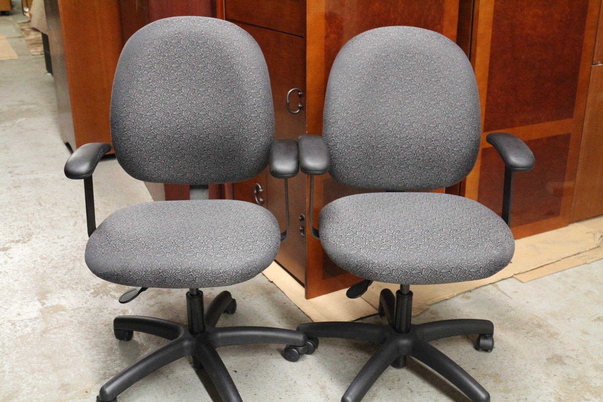 Stylex Black and Gray Task Chair