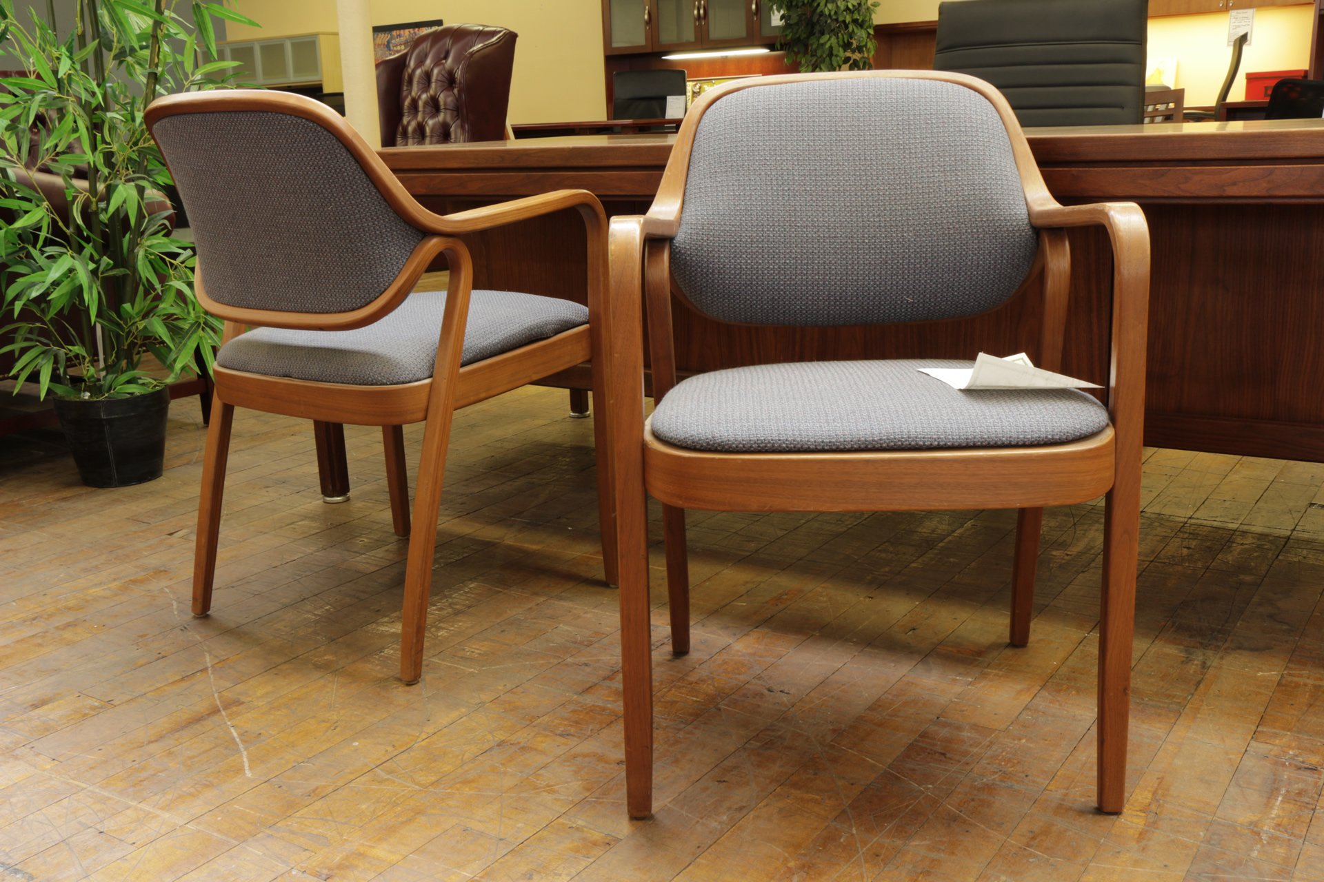 Knoll ‘Petit’ Bent Wood Frame Side Chairs (Used)