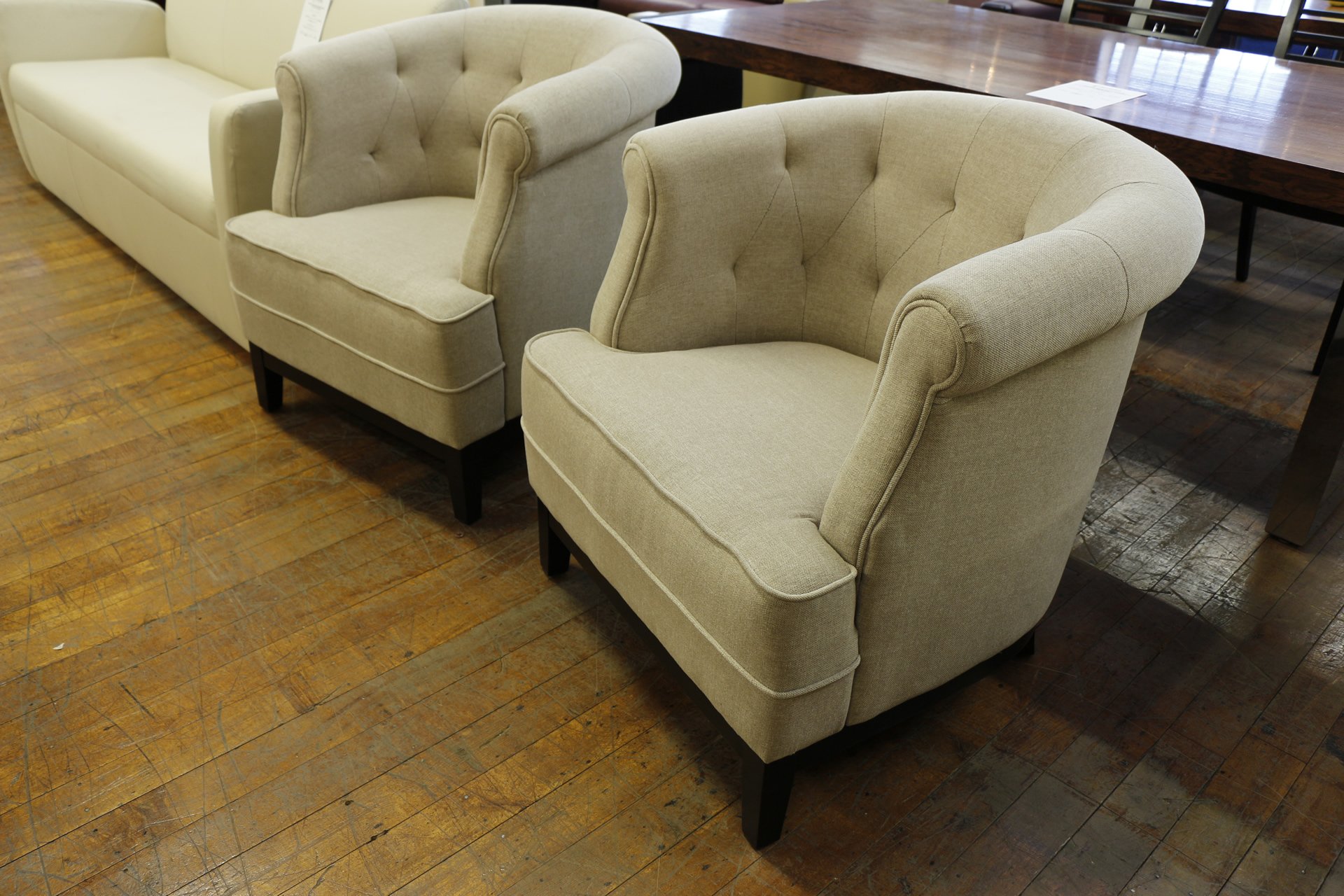 Meiyi Beige Tufted Fabric Club Chairs