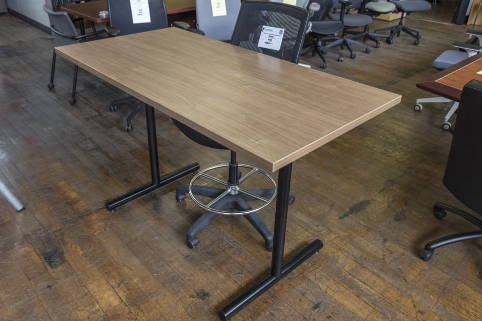 New Peartree Counter Height Laminate Tables
