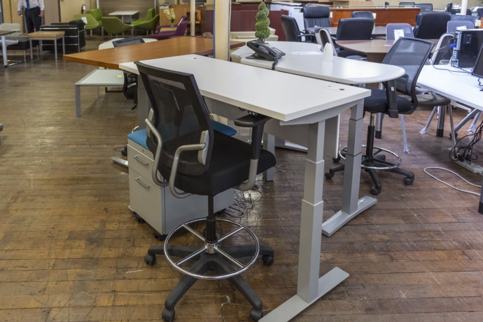 Peartree Electronic Height Adjustable Sit-Stand Desks