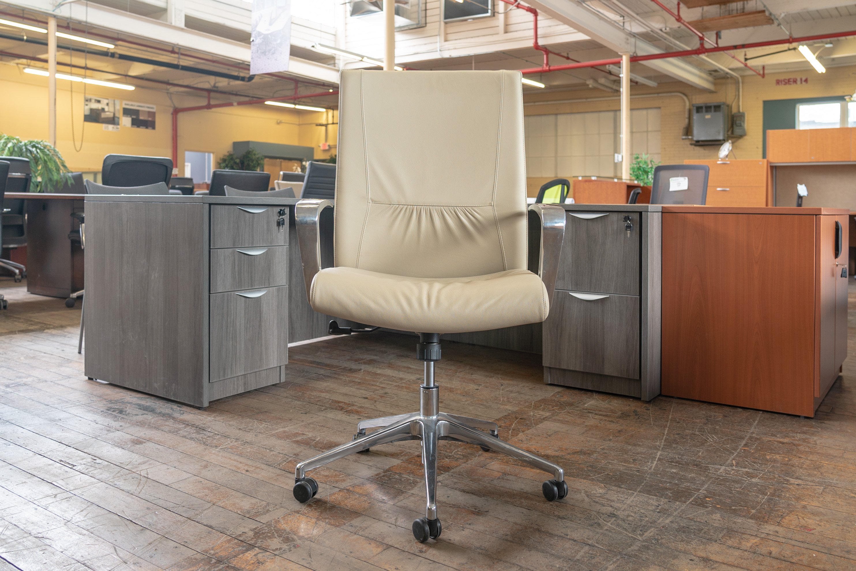 stylex-insight-decora-mid-back-leather-executive-chairs