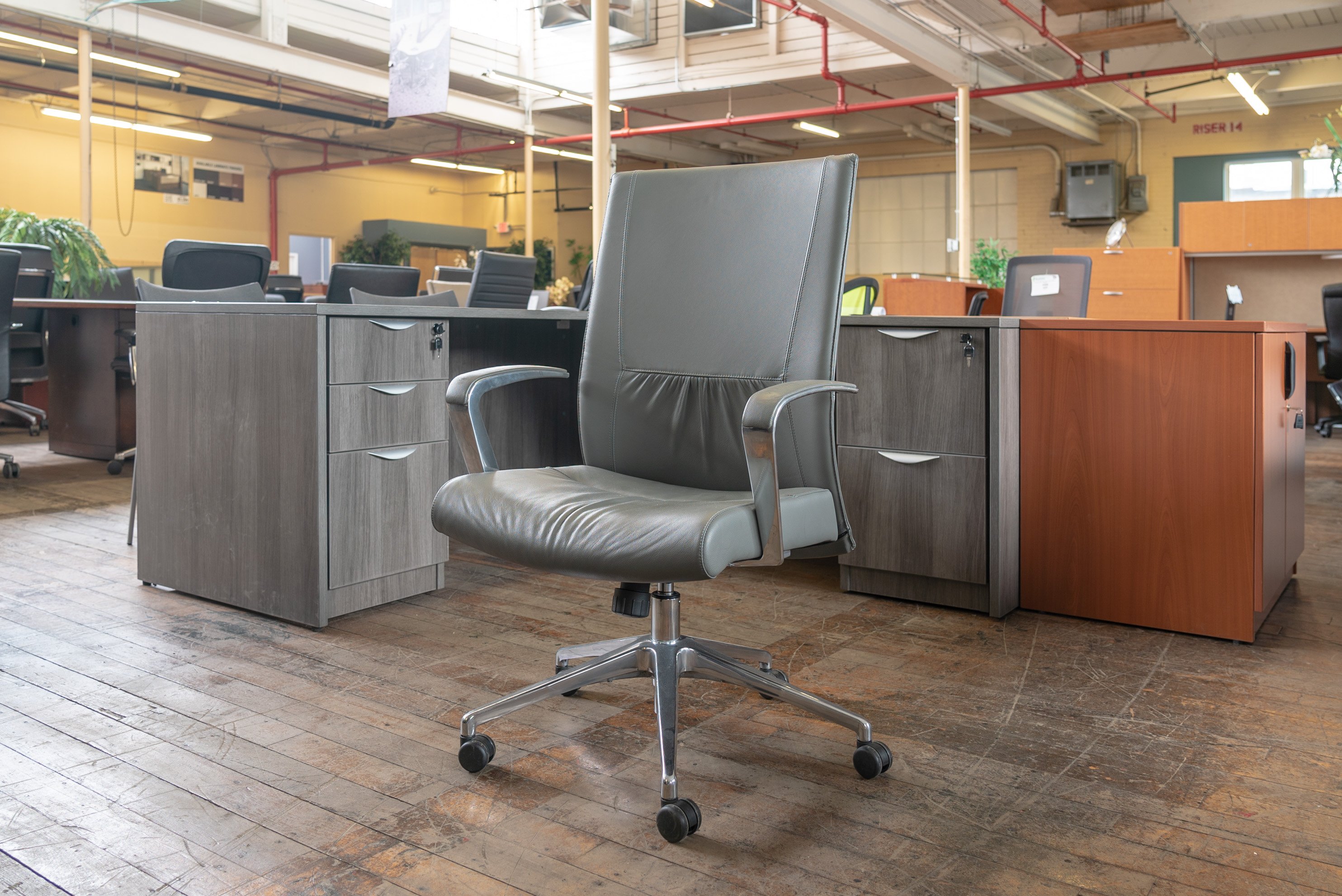 stylex-insight-decora-mid-back-leather-executive-chairs